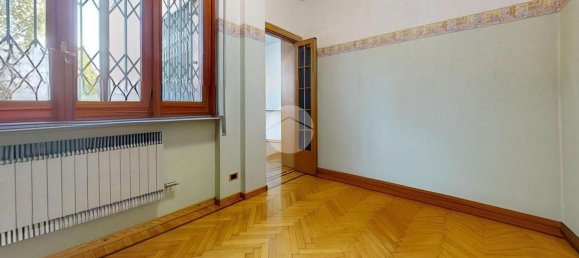 Apartamento de 4 dormitorios en Seregno, Italy No. 378453 28