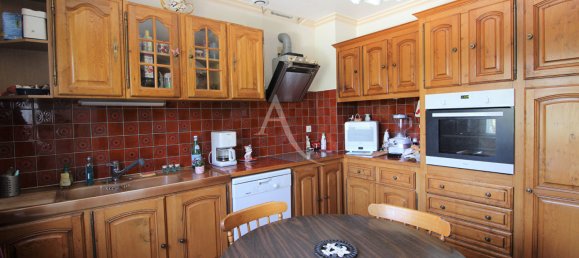 4 chambres Maison à Saint-Georges-sur-Cher, France No. 77648 3