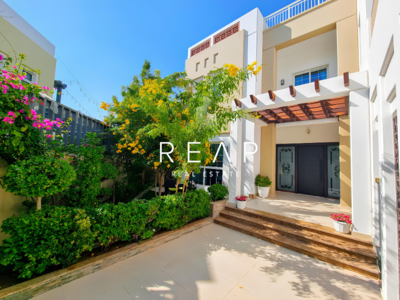 5 bedrooms Villa in Mudon, UAE No. 31012