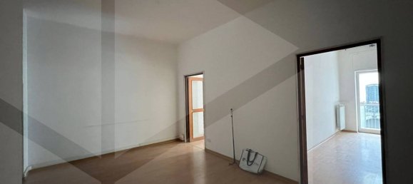 4-Zimmer Gebäude in Bari, Italy, Nr. 33895 27