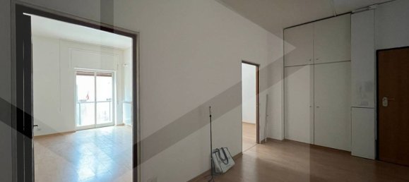 4-Zimmer Gebäude in Bari, Italy, Nr. 33895 28