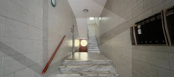 4-Zimmer Gebäude in Bari, Italy, Nr. 33895 19