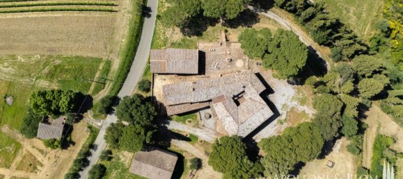 11 Schlafzimmer Haus in Montalcino, Italy, Nr. 56377 7