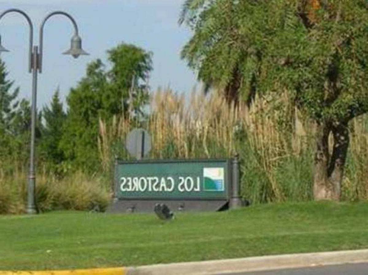 Terrain à Tigre, Argentina No. 41635