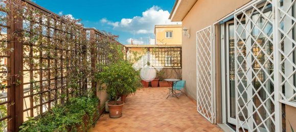 2 bedrooms Penthouse in Rome, Italy No. 316277 5