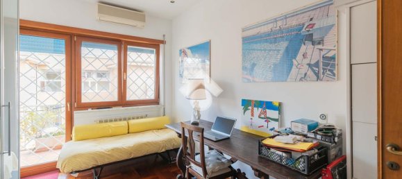 2 bedrooms Penthouse in Rome, Italy No. 316277 11