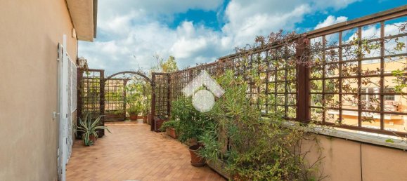 2 bedrooms Penthouse in Rome, Italy No. 316277 2