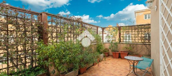 2 bedrooms Penthouse in Rome, Italy No. 316277 4