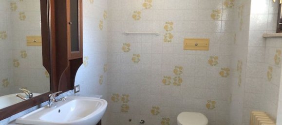 Квартира с 3 комнатами в Вальганна, Италия № 259009 17