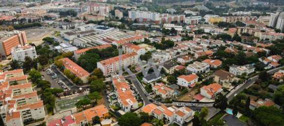 7 chambres Maison à Amadora, Portugal No. 131769 31