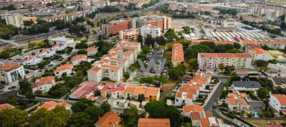 7 chambres Maison à Amadora, Portugal No. 131769 3