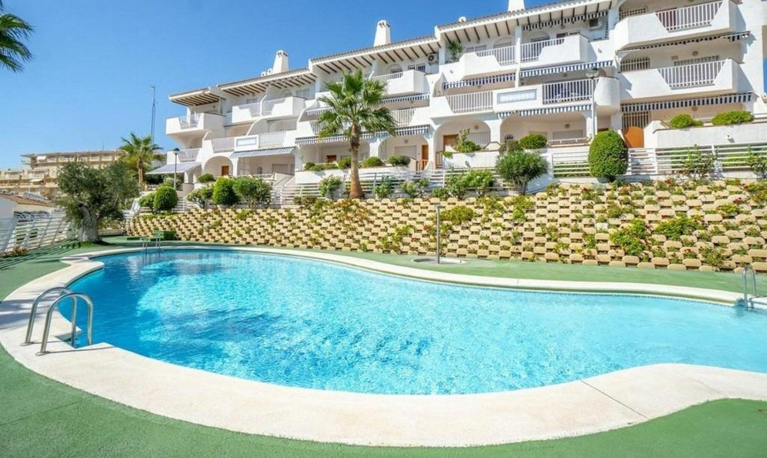 4 bedrooms Townhouse in Campoamor, Spain No. 284808