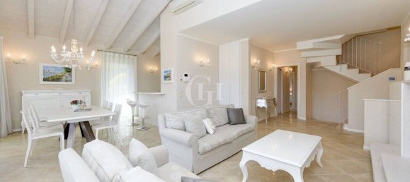 3 chambres Villa à Sirmione, Italy No. 376698 9