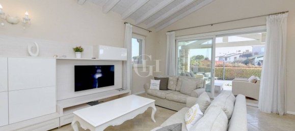 3 chambres Villa à Sirmione, Italy No. 376698 8