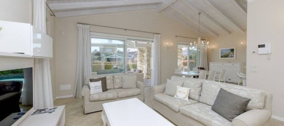 3 chambres Villa à Sirmione, Italy No. 376698 6