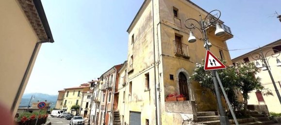 3 bedrooms Townhouse in Gallinaro, Italy No. 56429 9