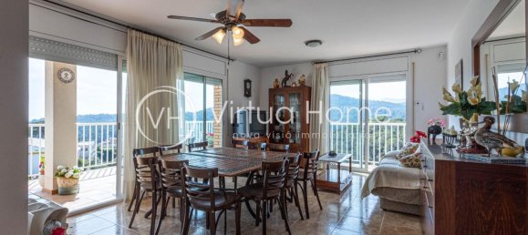 4 bedrooms House in Santa Susanna, Spain No. 105070 3