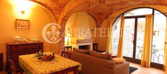 36 bedrooms House in Sinalunga, Italy No. 318163 3