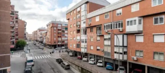 3 bedrooms Apartment in Madrid, Spain No. 178803 11