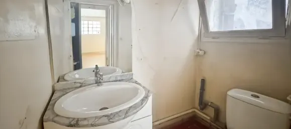 53m² Office in Paris, France No. 290115 9