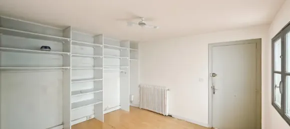 53m² Office in Paris, France No. 290115 8