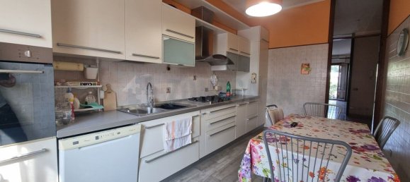 4 bedrooms Apartment in Gallarate, Italy No. 361289 6