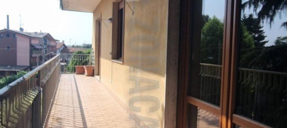4 bedrooms Apartment in Gallarate, Italy No. 361289 20