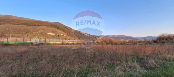 1غرفة قطعة أرض في Trevi, Italy رقم 41366 3