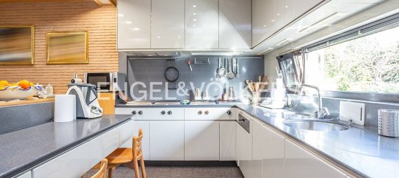 4 bedrooms Villa in Rome, Italy No. 105790 5