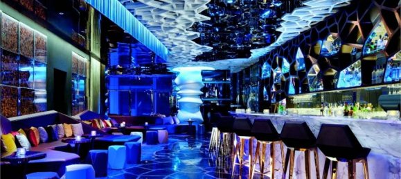 1 room Commercial property in Venice, Italy No. 61569 7