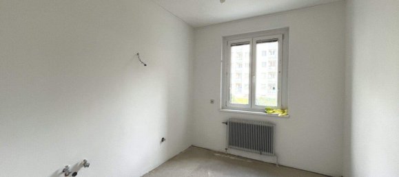 4 rooms Apartment in Krems an der Donau, Austria No. 126958 9