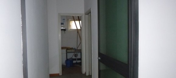 338m² Building in Castel San Pietro Terme, Italy No. 133316 5