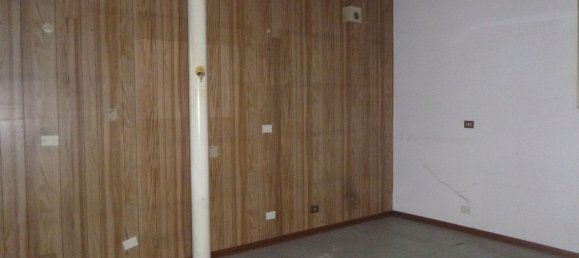 338m² Building in Castel San Pietro Terme, Italy No. 133316 11