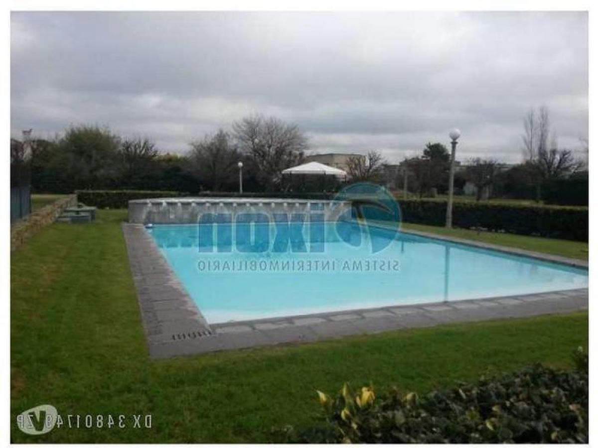  Land in Buenos Aires, Argentina No. 115898