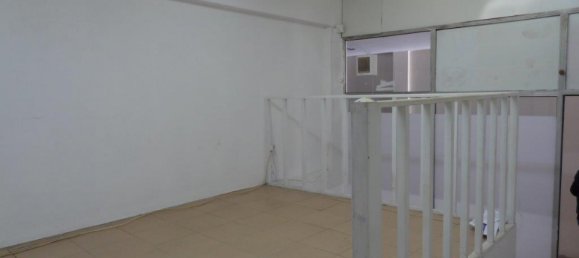 20m² Commercial property in Povoa de Varzim, Portugal No. 80552 2