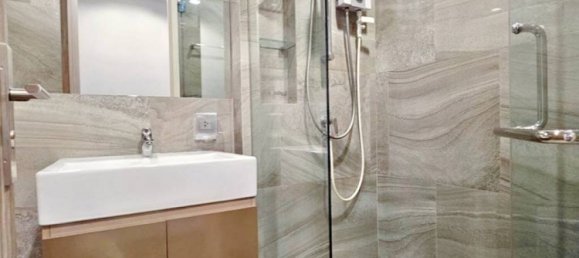 2 bedrooms Condo in Bangkok, Thailand No. 17576 10