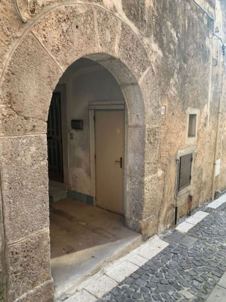 Apartamento T6 em Calvanico, Italy N.º 316729