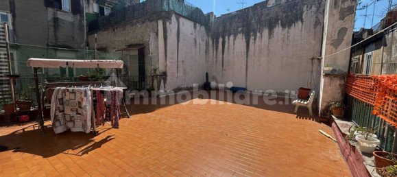 2 bedrooms Apartment in Naples, Italy No. 273437 5