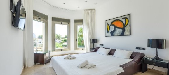 6 bedrooms Villa in Benissa, Spain No. 1545 9