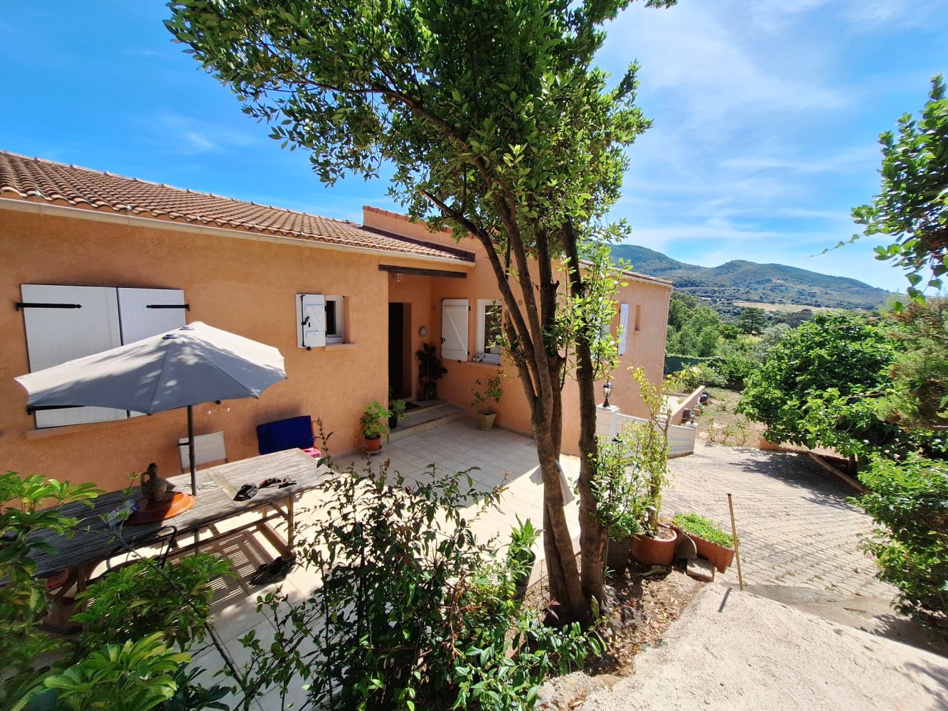 4 bedrooms Villa in Alata, France No. 59826