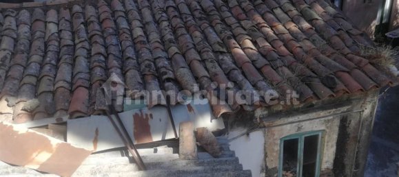 3 Schlafzimmer Haus in Mascalucia, Italy, Nr. 262938 7