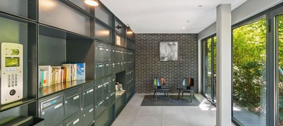 3 bedrooms Apartment in Pantin, France No. 359304 12