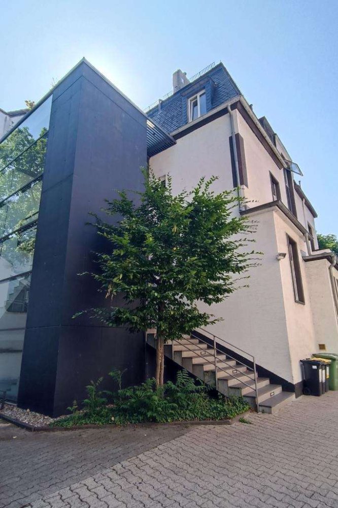 Edificio en Frankfurt am Main, Germany 446 m² No. 57766