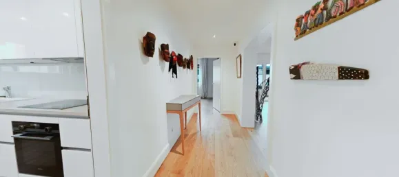 3 bedrooms Apartment in Dusseldorf, Germany No. 27356 7