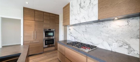 2 bedrooms Condo in British Columbia, Canada No. 1073 7