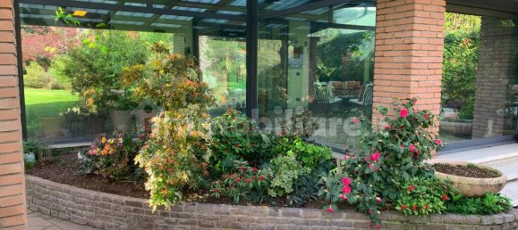 4 Schlafzimmer Villa in Arese, Italy, Nr. 303523 7