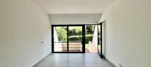 2 Schlafzimmer Wohnung in Desenzano del Garda, Italy, Nr. 361368 9