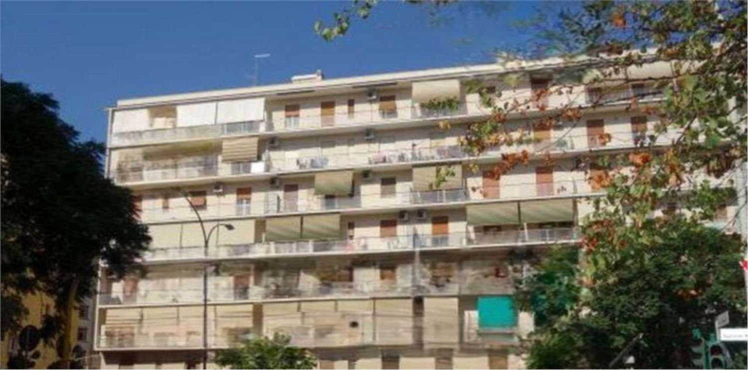 6 غرف نوم شقة في Rome, Italy رقم 335773