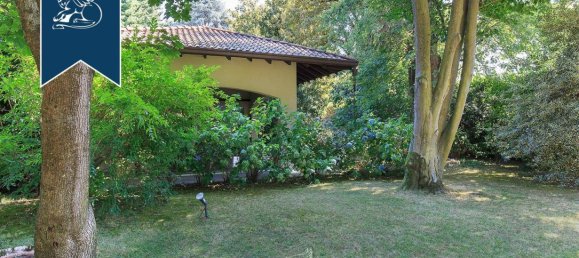 5 bedrooms Villa in Somma Lombardo, Italy No. 354849 5