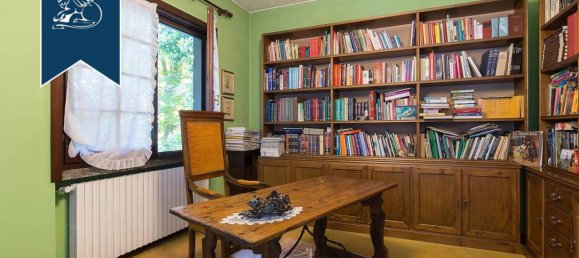 5 bedrooms Villa in Somma Lombardo, Italy No. 354849 25